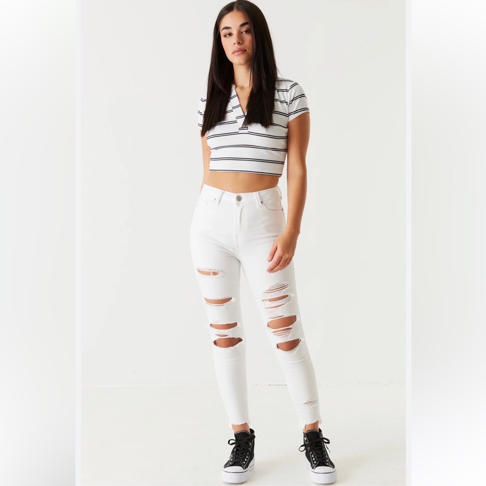 Charlotte Russe white distressed refuge skinny jeans